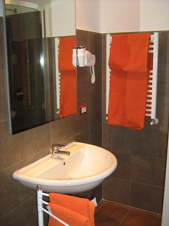 Appia Nuova Holiday B&B Rome Room photo